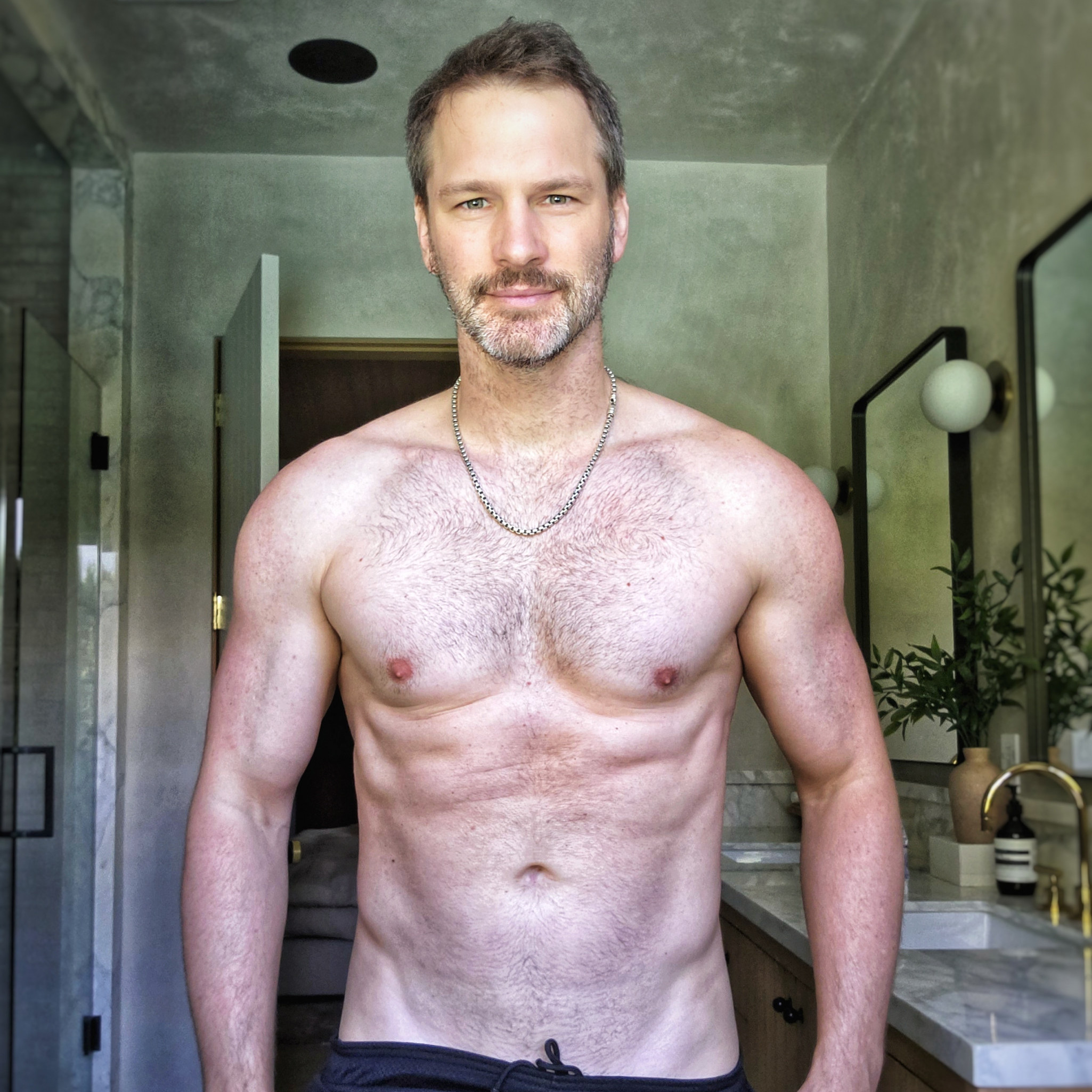 Sweaty Gym Shorts  Reebok Black